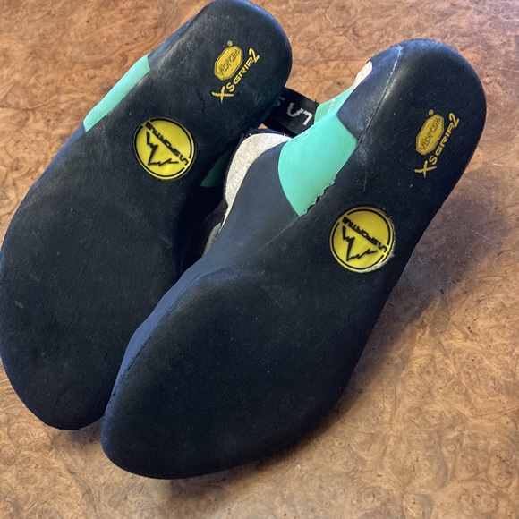 La Sportiva Climbing shoes - Picture 2 of 4